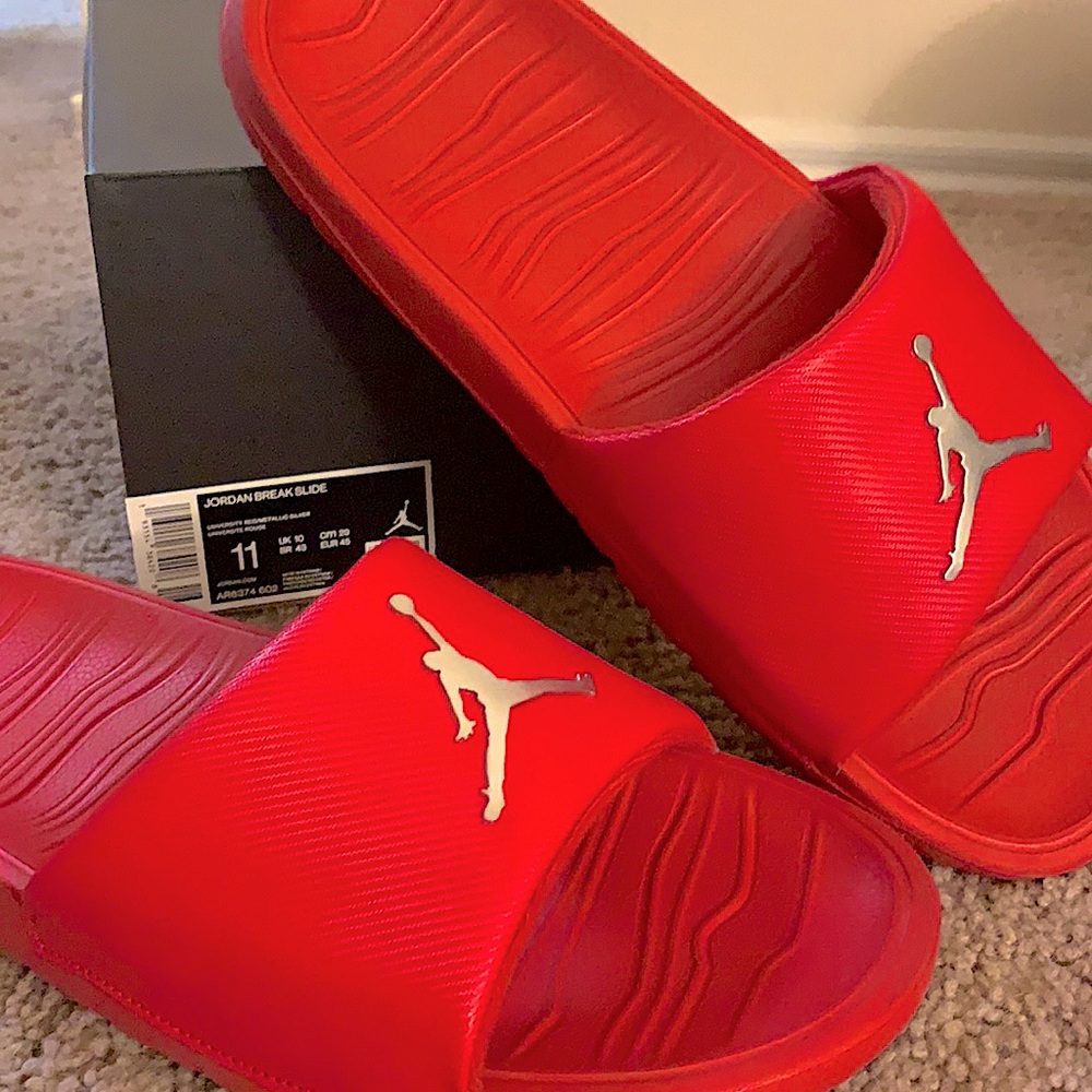 Jordan Slides (Men’s 11)